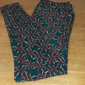 Lularoe TC Christmas Leggings